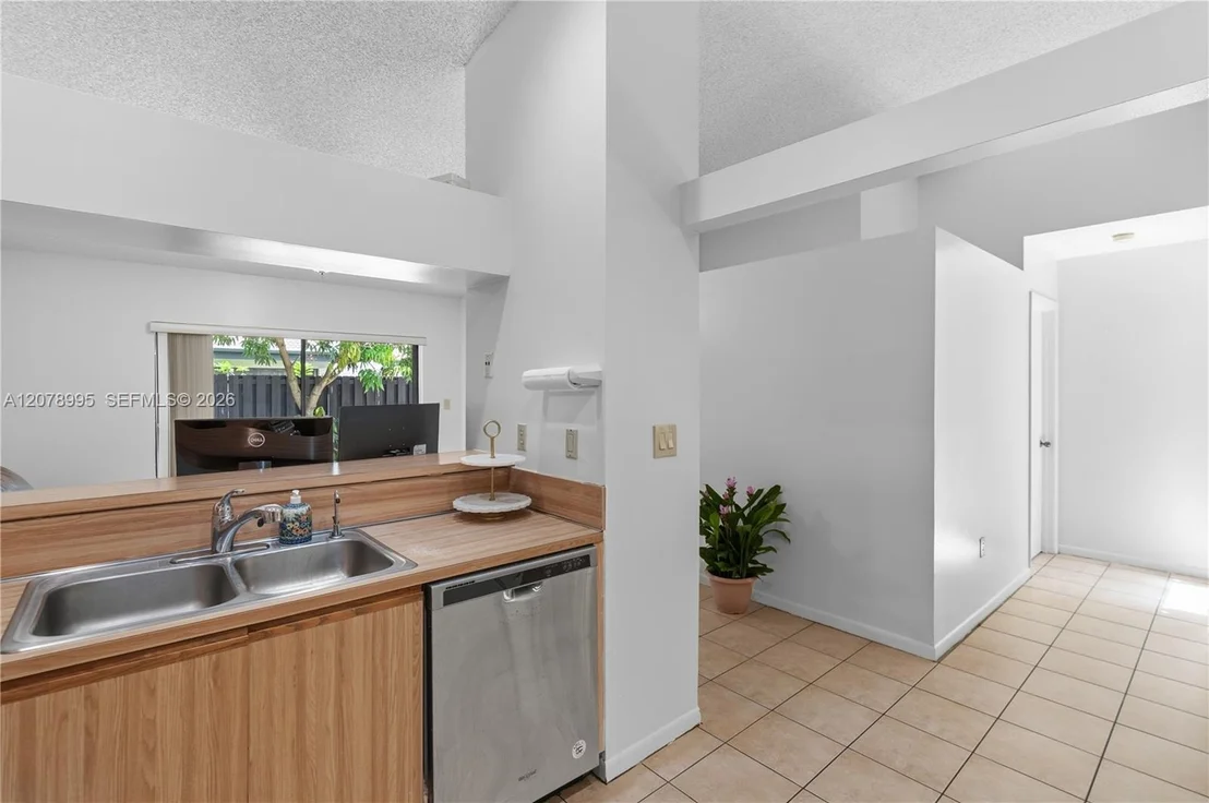 Photo of 6633 NW 176th Ter