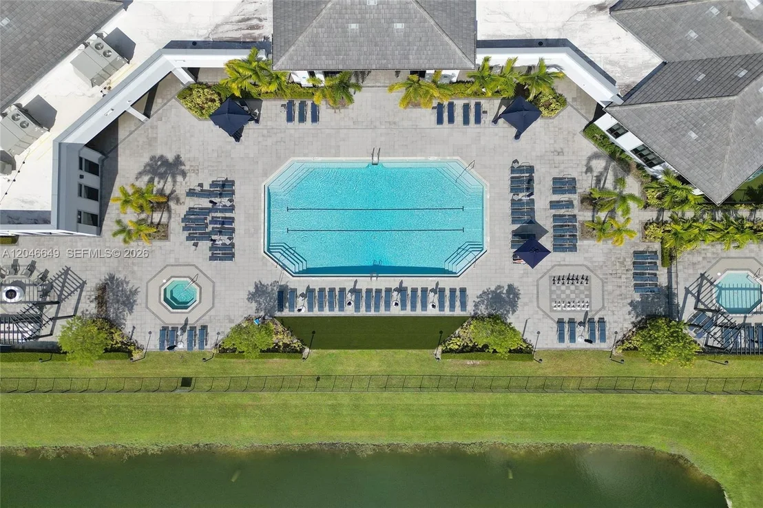 Photo of 8147 Juniper Dr