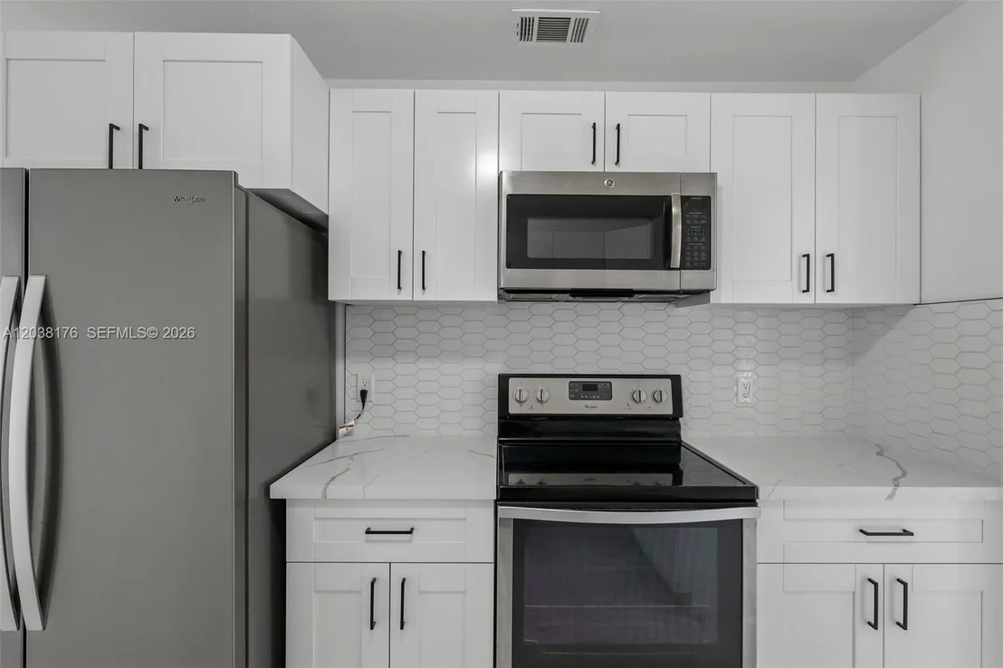Photo of 1248 Riviera