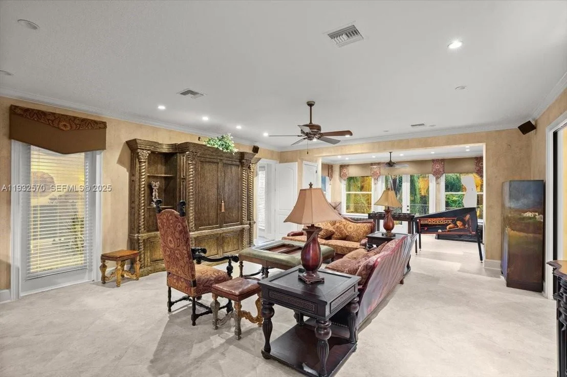 Photo of 12 Tidewater Dr