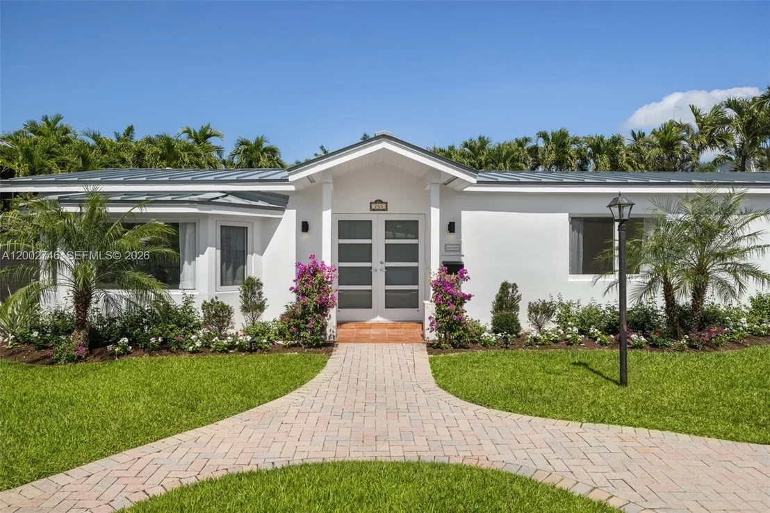Photo of 255 Ridgewood Rd