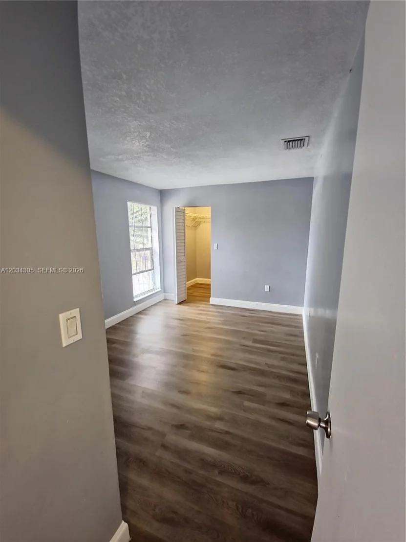 Photo of 3463 Cluster Rd