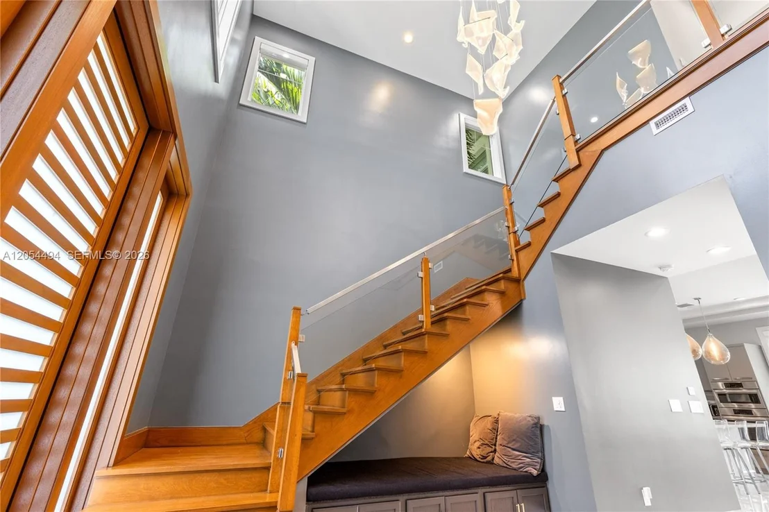 Photo of 924 Evergreen Dr