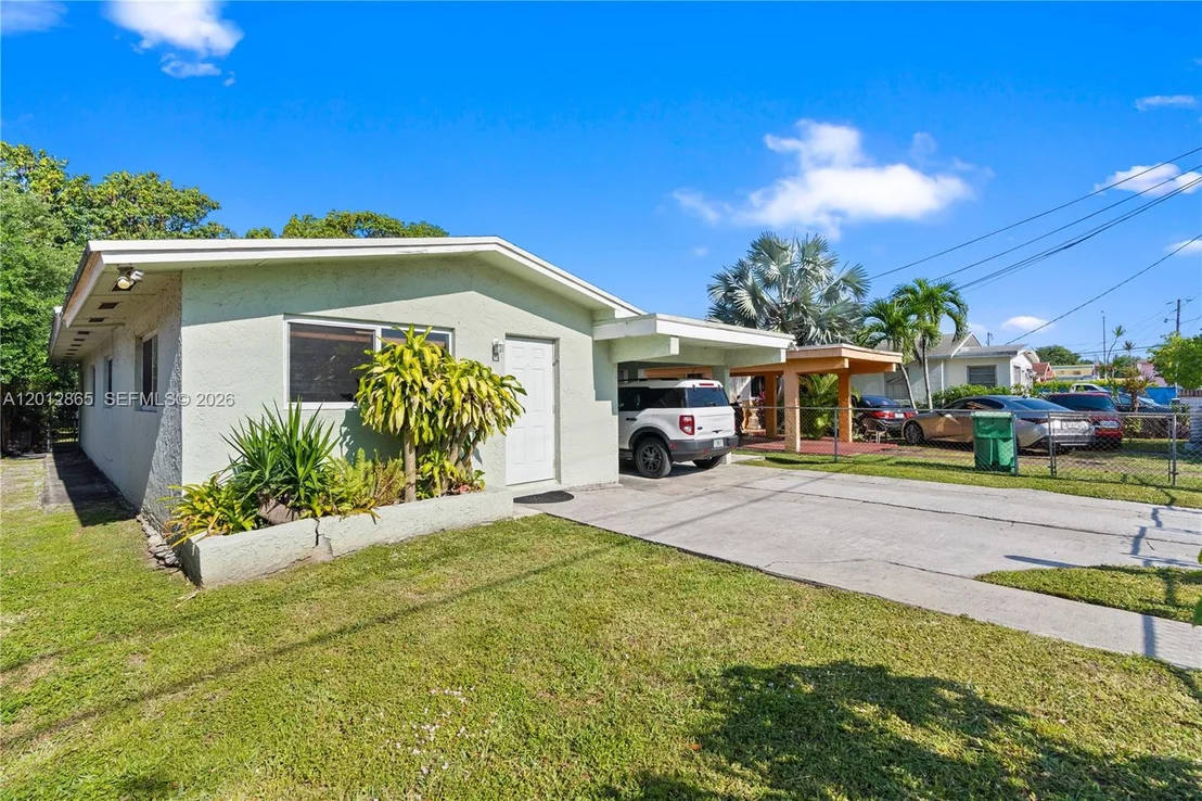 Photo of 5300 NW 30th Pl
