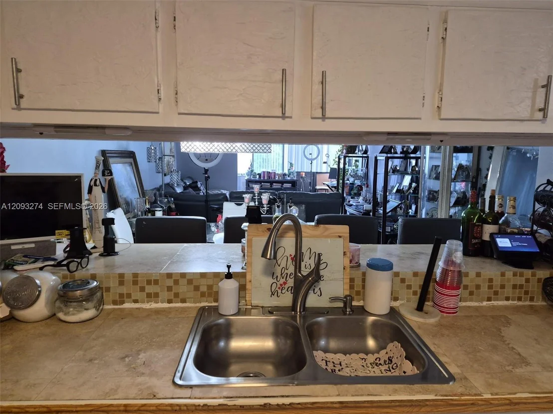Photo of Unit 301 at 8010 Hampton Blvd