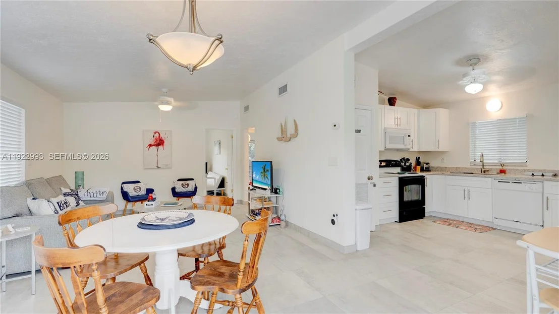 Photo of 137 Pacific Ave