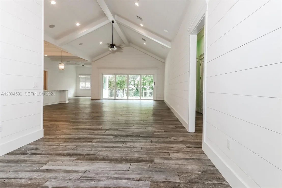 Photo of 5 Summer Ln