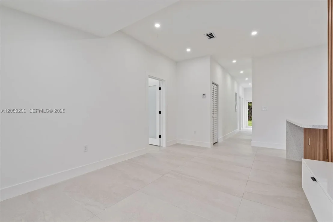 Photo of 1305 Dunad Avenue