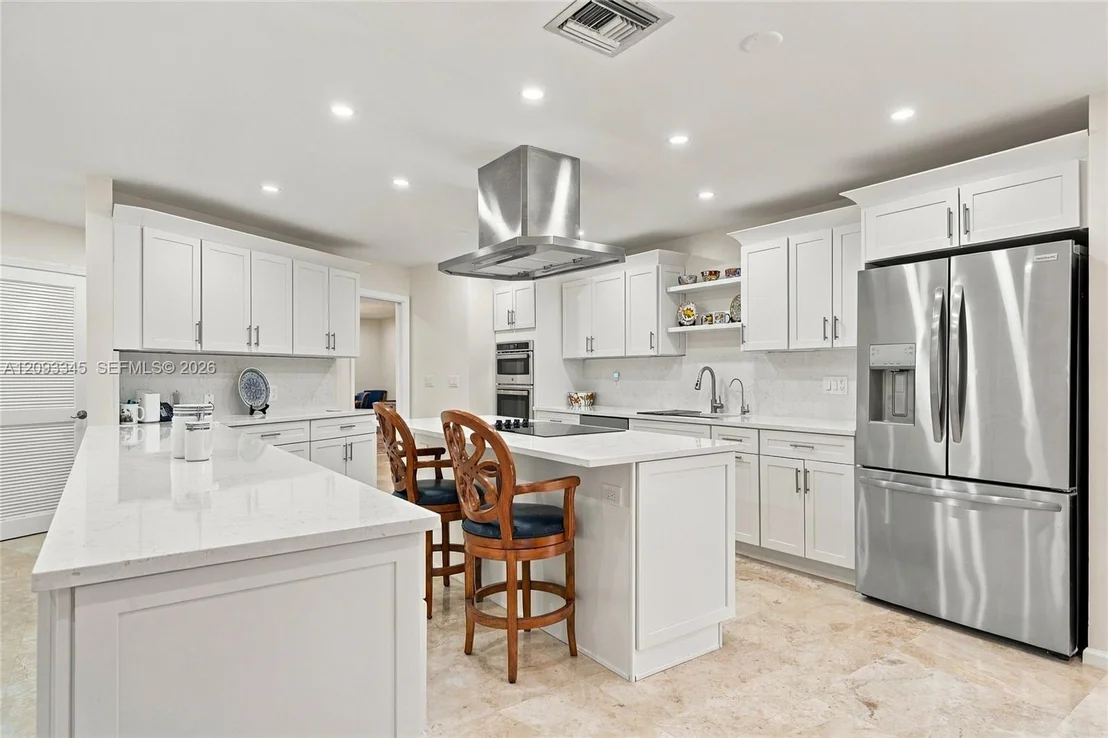 Photo of 444 Glenbrook Dr