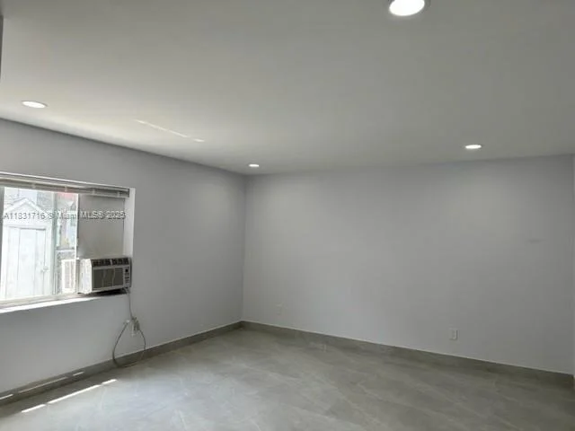 Photo of 42 SE 10th Ter