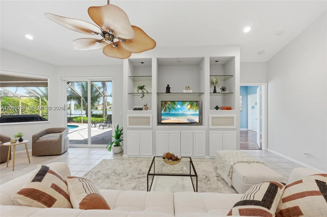 Photo of 158 Dockside Cir