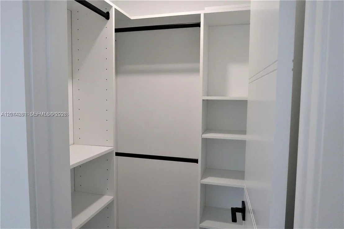 Photo of 15267 Appleton Blvd.