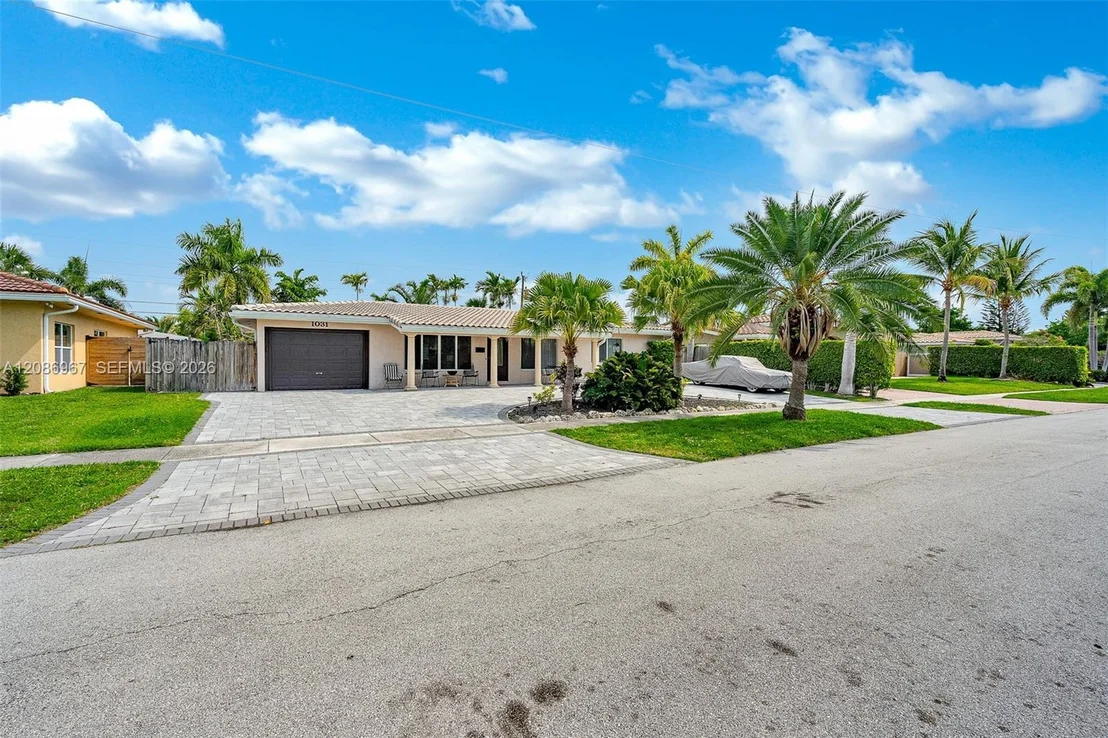 Photo of 1031 SE 14th Dr