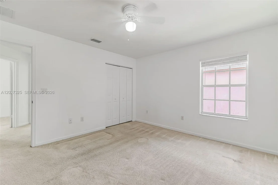 Photo of 6188 Azalea Cir