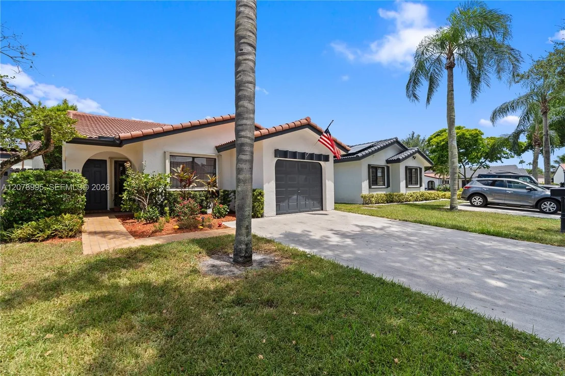 Photo of 6633 NW 176th Ter