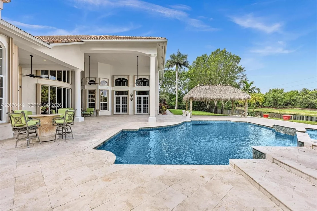 Photo of 3828 Pine Lake Dr