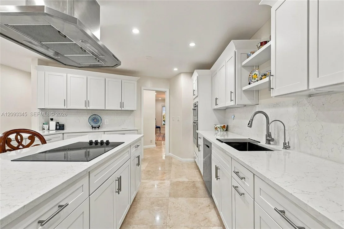 Photo of 444 Glenbrook Dr