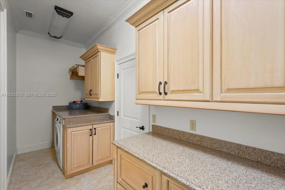 Photo of 12 Tidewater Dr