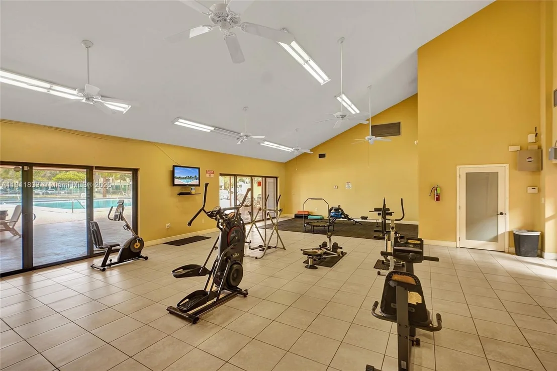 Photo of Unit 211 at 8010 Hampton Blvd