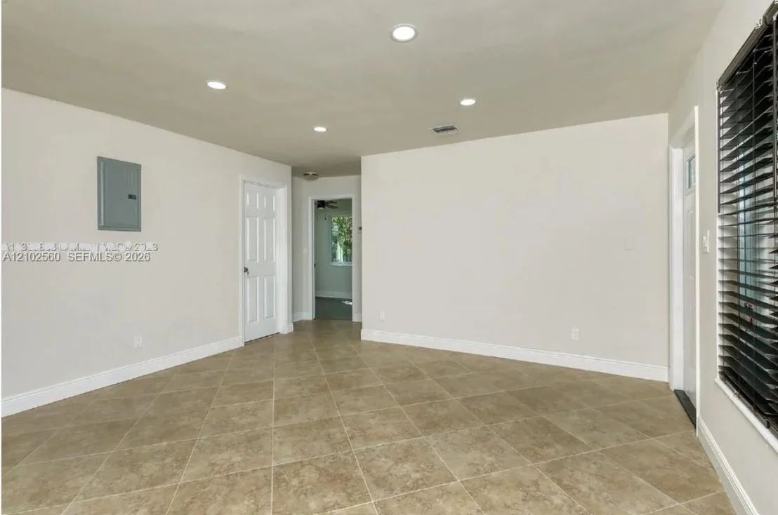Photo of 3700 NE 13th Ter