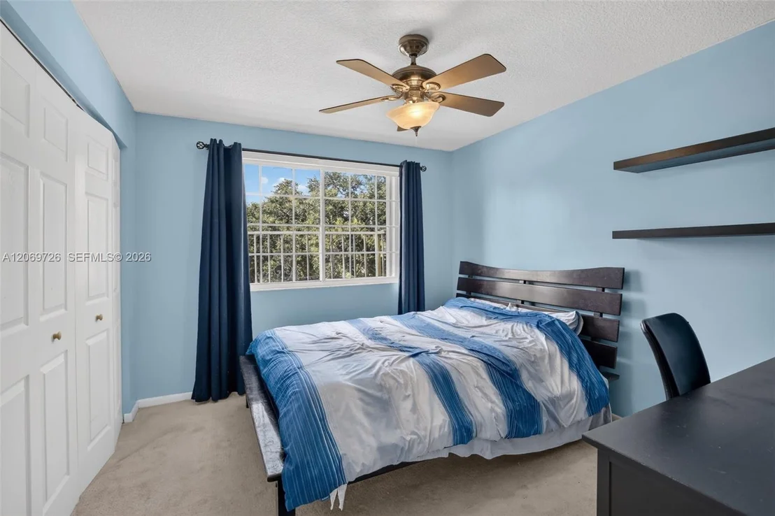 Photo of 2638 Oak Park Cir