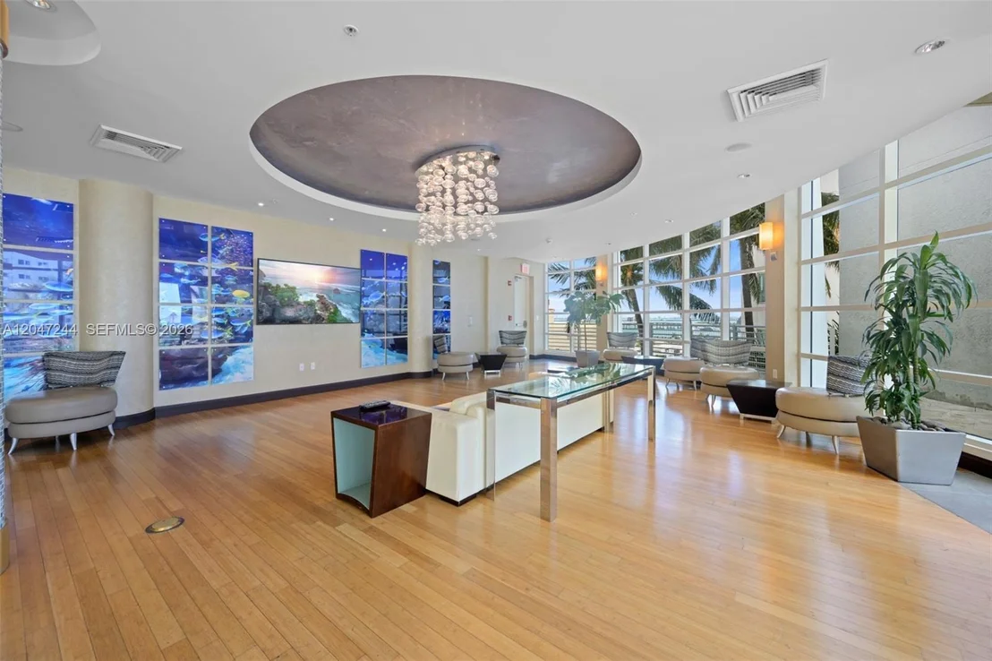 Photo of Unit 451 at 244 Biscayne Blvd