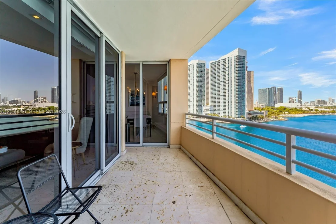 Photo of Unit 1102 at 848 Brickell Key Dr