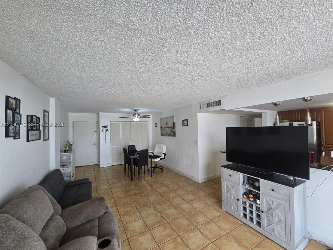 Photo of Unit 412 at 