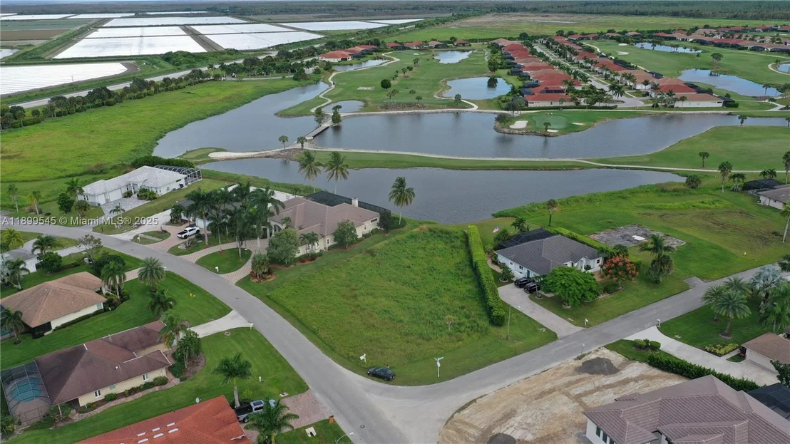 Photo of 18018 Royal Hammock Blvd