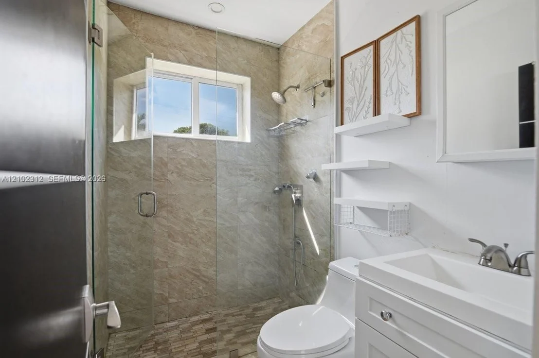 Photo of 120 W 63rd St
