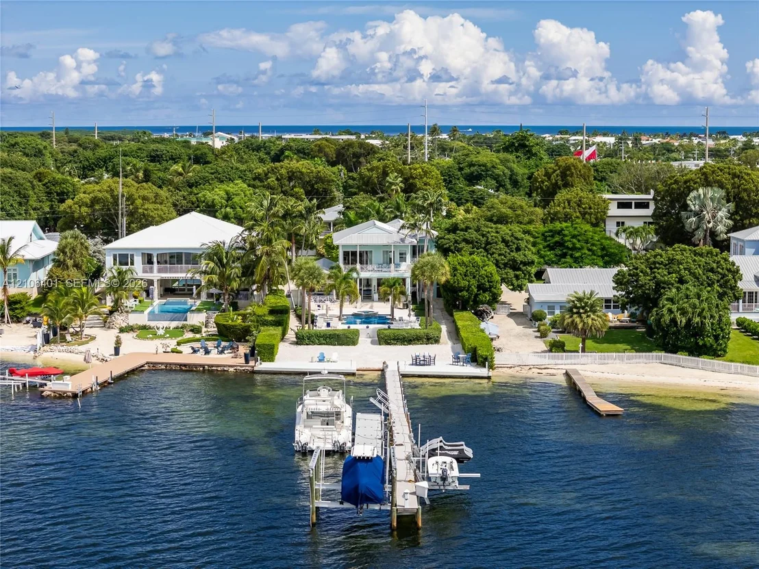 Photo of 126 Point Pleasant Dr