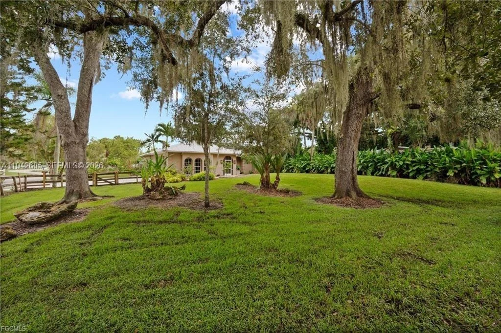 Photo of 1981 Carbonata Drive