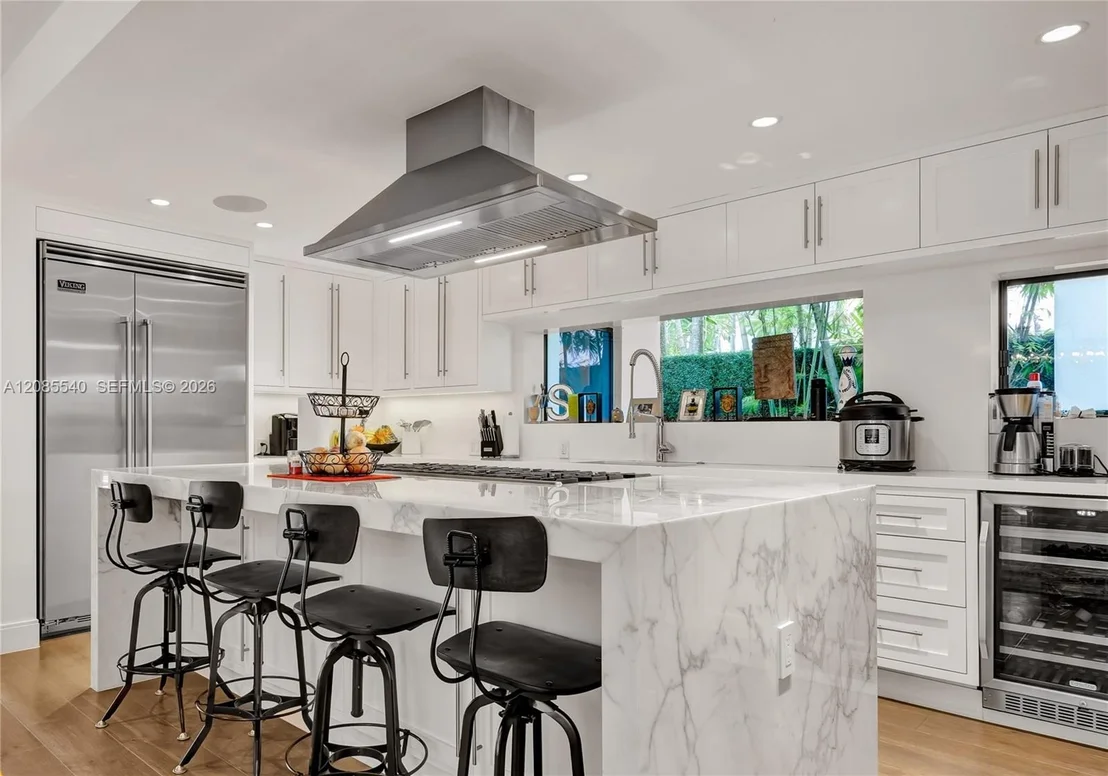 Photo of 2802 Prairie Ave