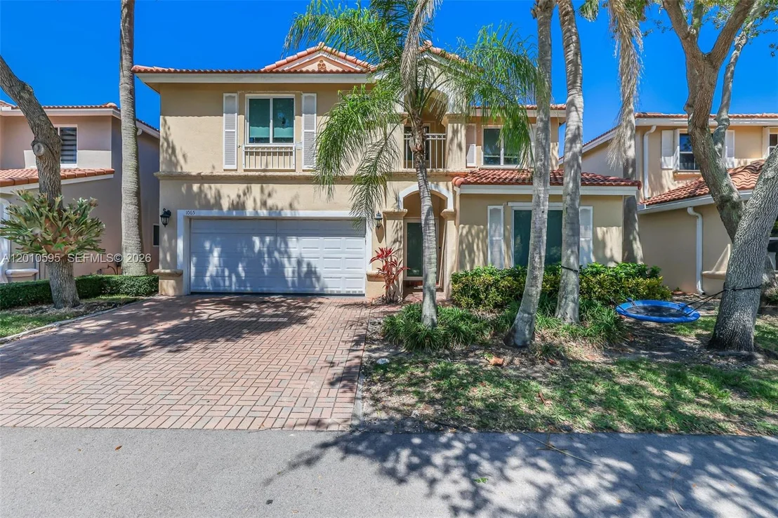 Photo of 1065 Weeping Willow Way