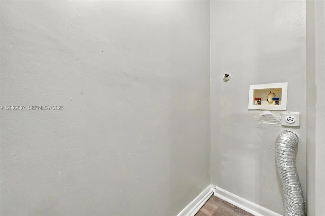 Photo of 49 W Mango Rd