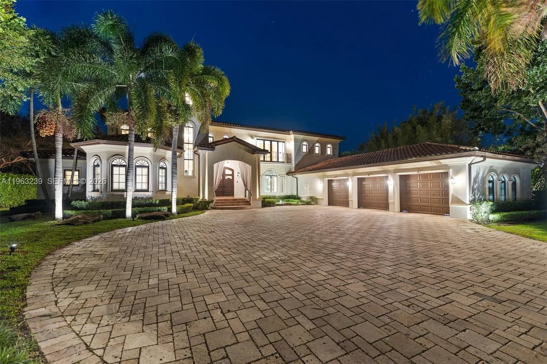 Photo of 11111 Killian Park Rd