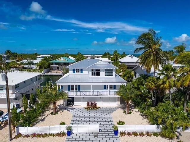 Photo of 115 Villa Bella