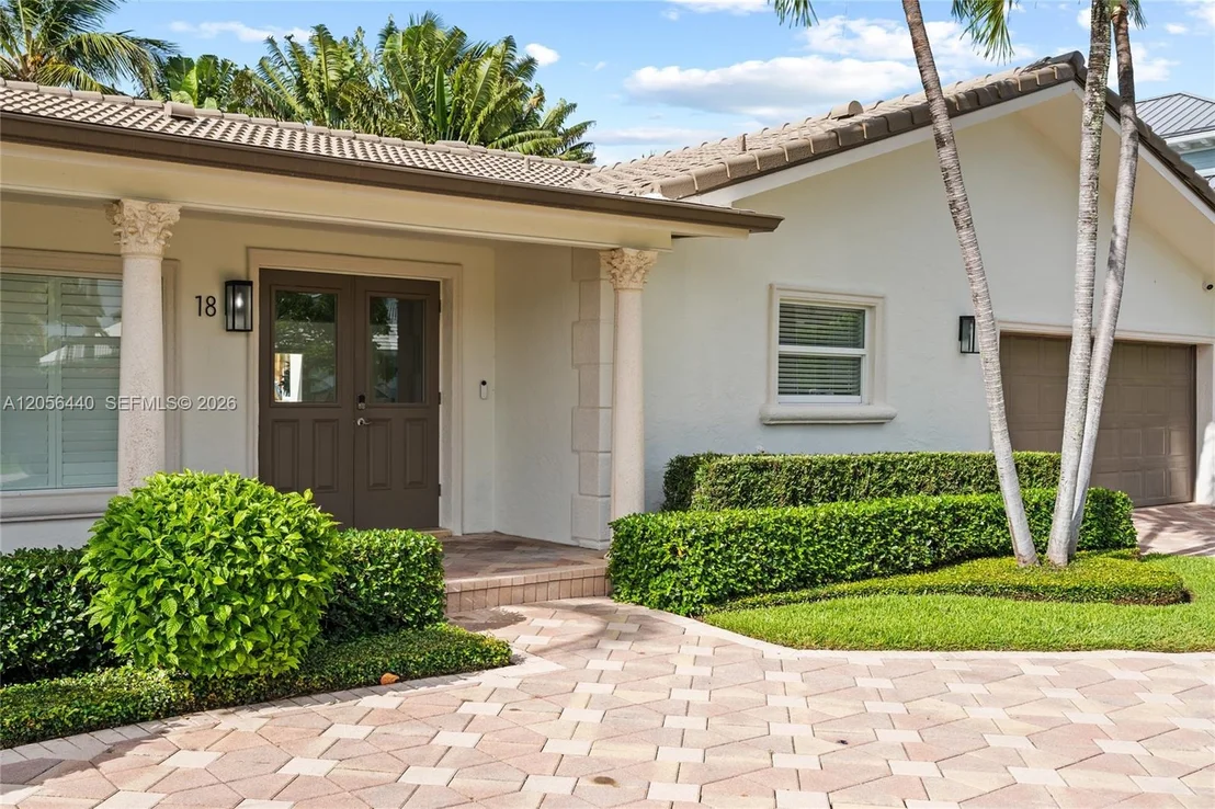 Photo of 18 Eleuthera Drive