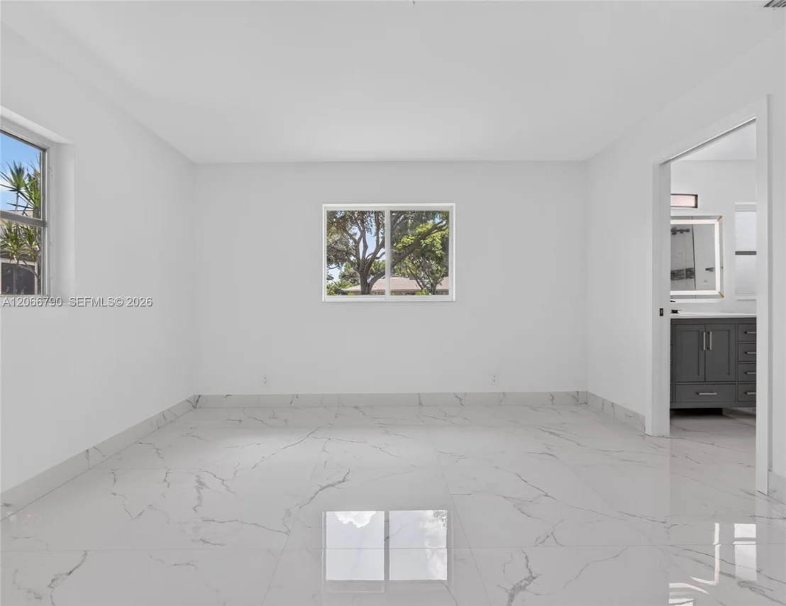 Photo of 18956 Argosy Dr