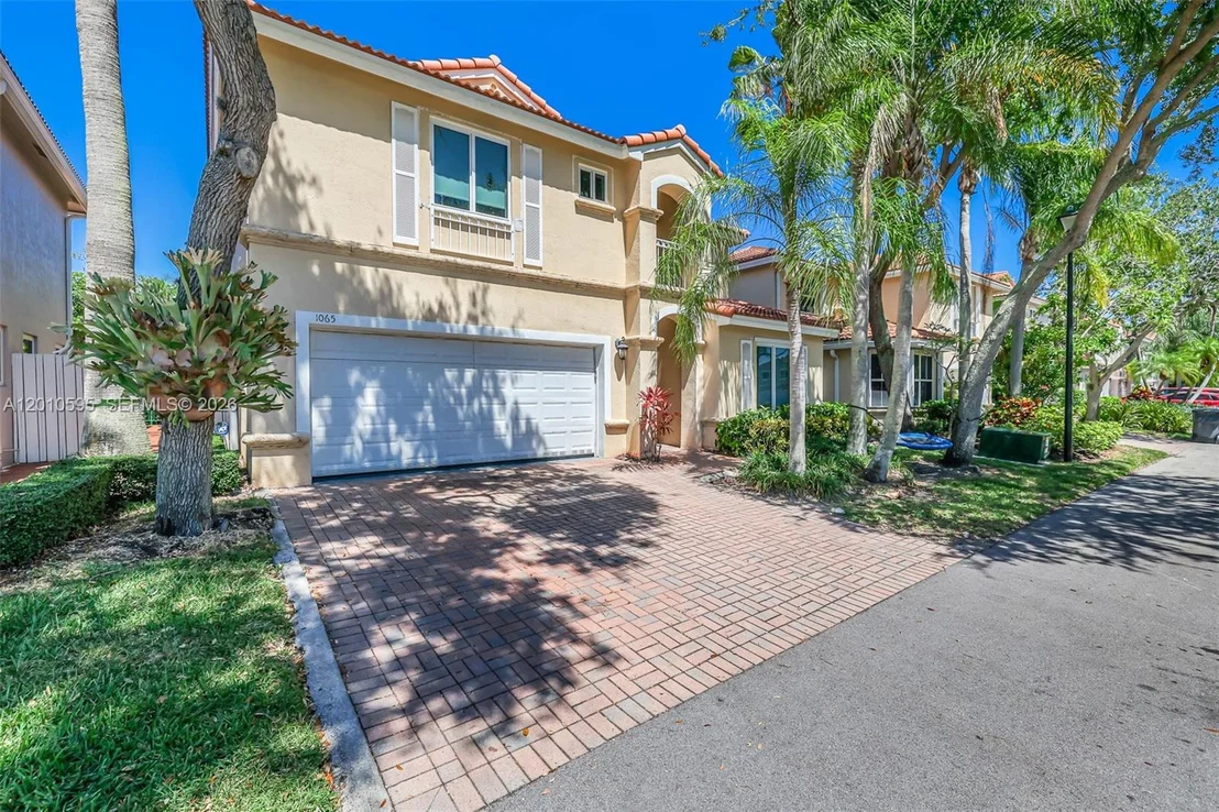 Photo of 1065 Weeping Willow Way