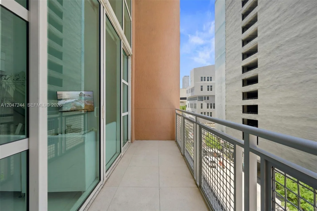 Photo of Unit 451 at 244 Biscayne Blvd