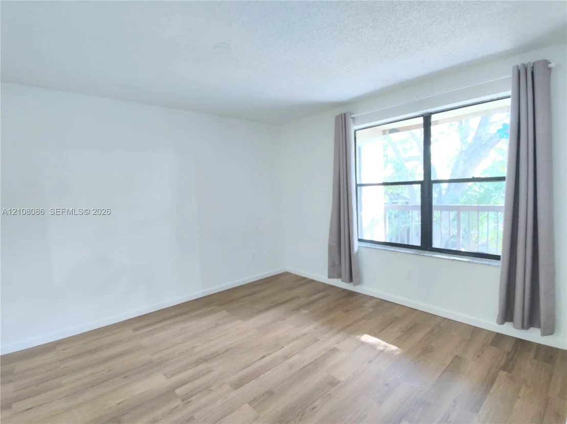 Photo of 4401 W Mcnab Rd