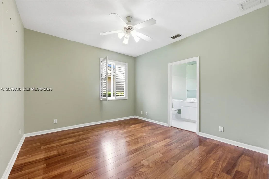 Photo of 158 Dockside Cir