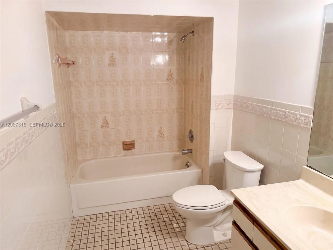Photo of 3123 SE Quanset Cir