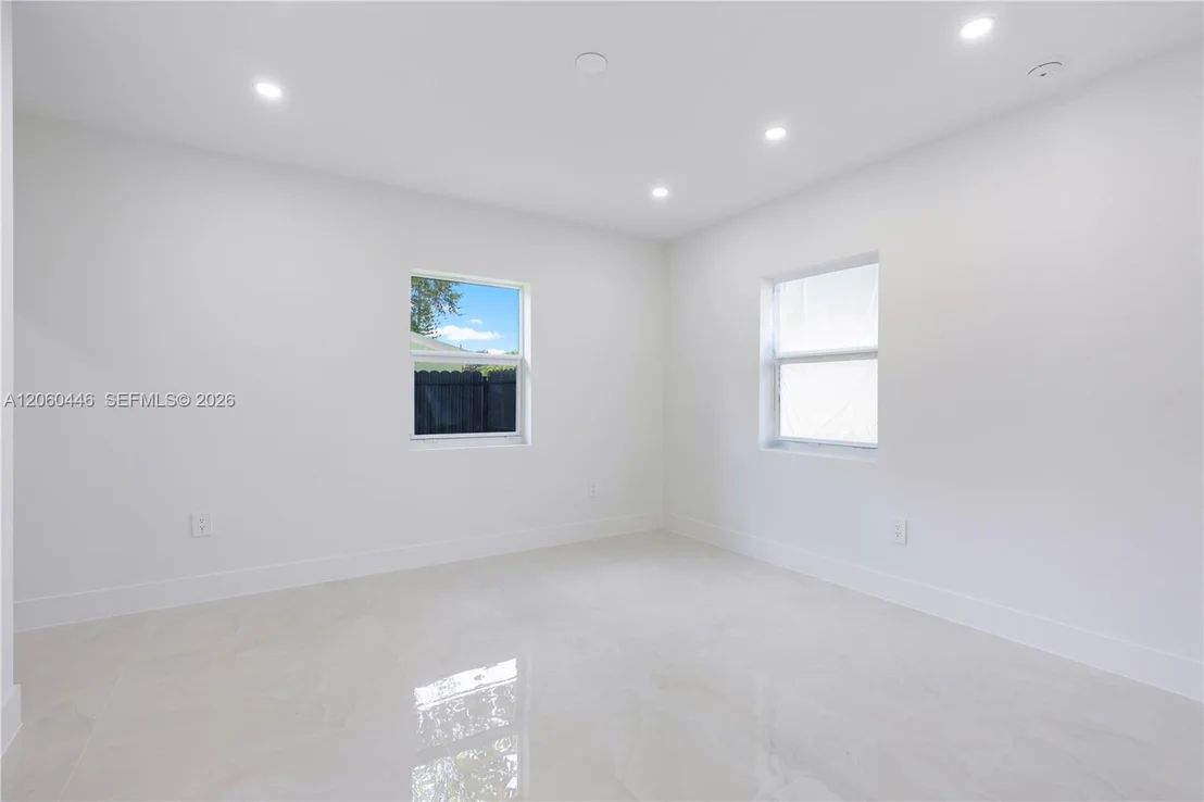 Photo of 35 Allen Rd