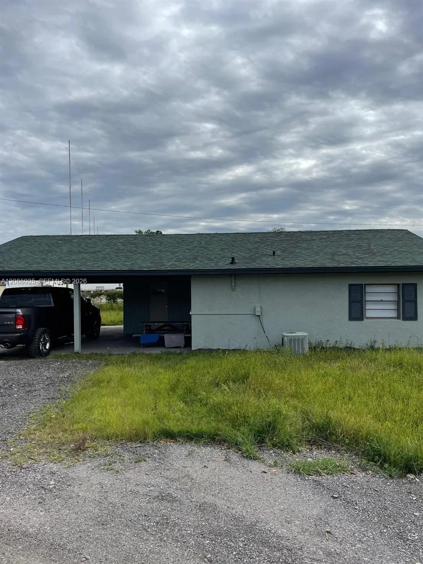 Photo of 600 RING RD