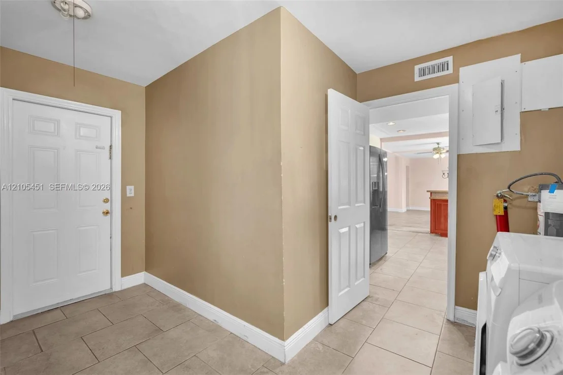 Photo of 4071 NW 3rd Ter