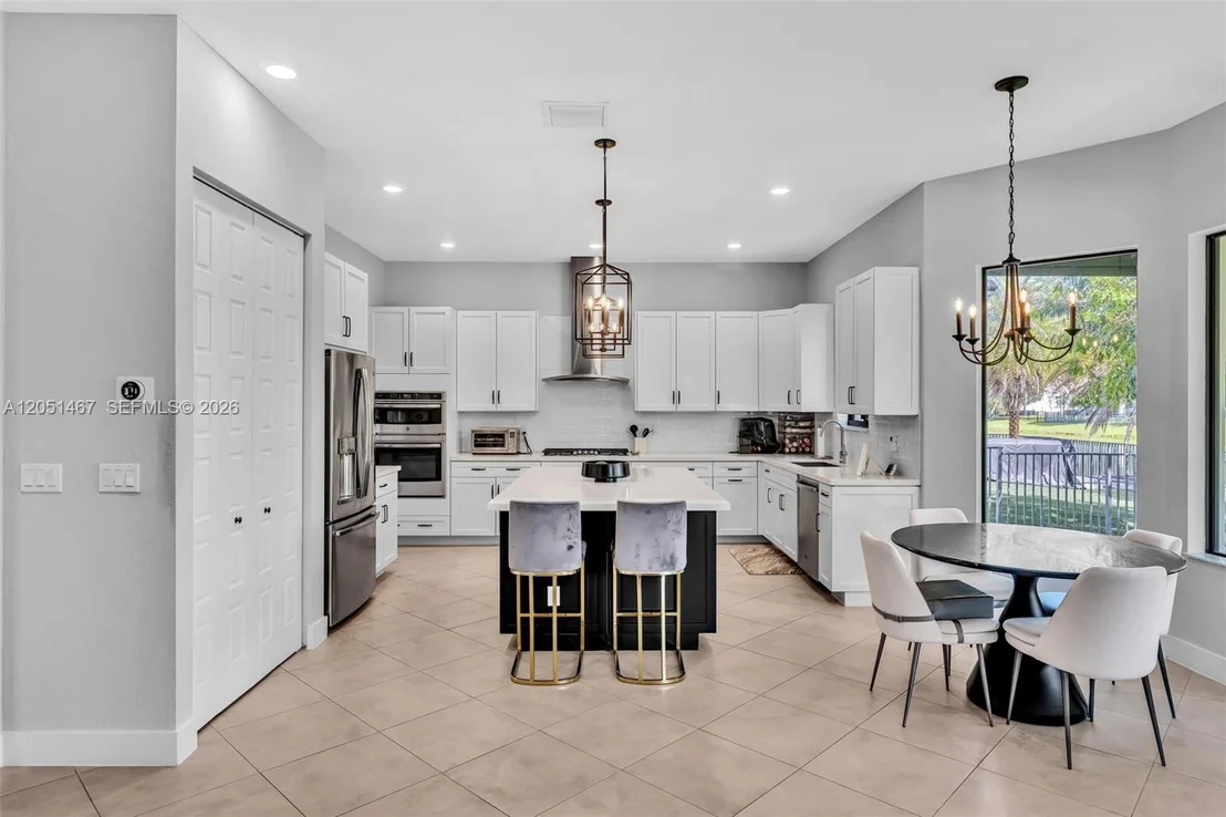 Photo of 10855 Pacifica Way