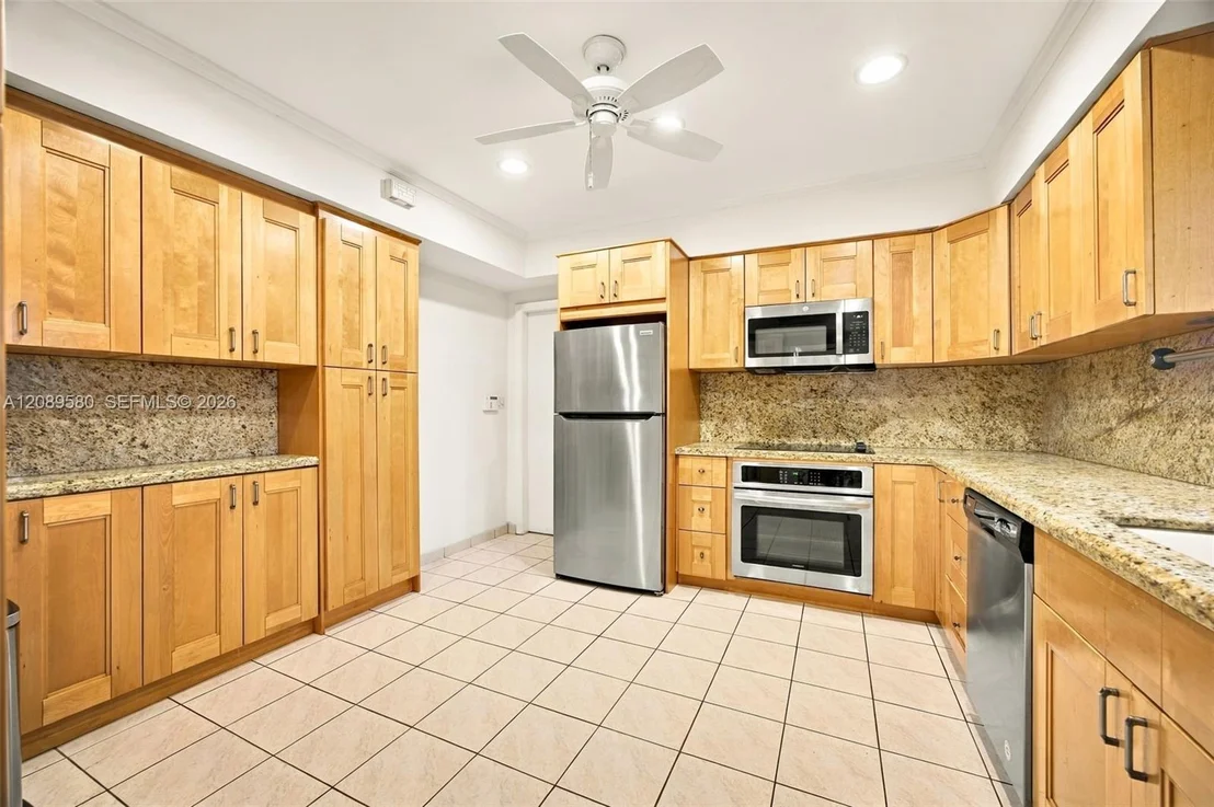 Photo of 1325 Blue Rd