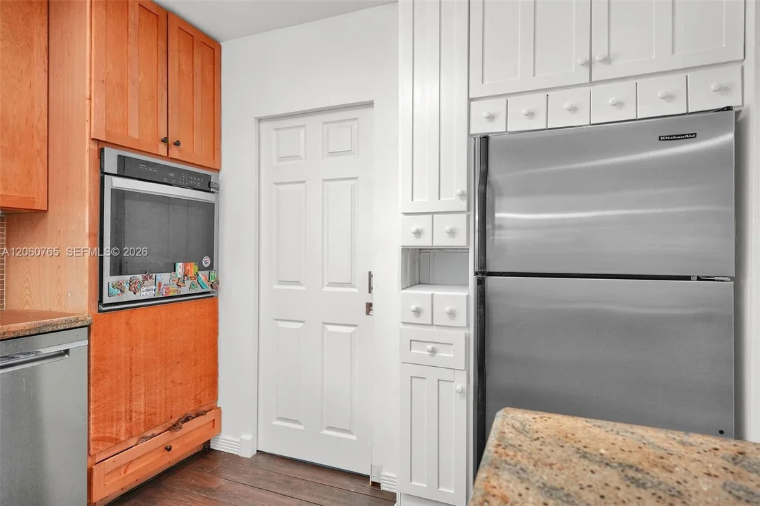 Photo of 201 N 68th Way